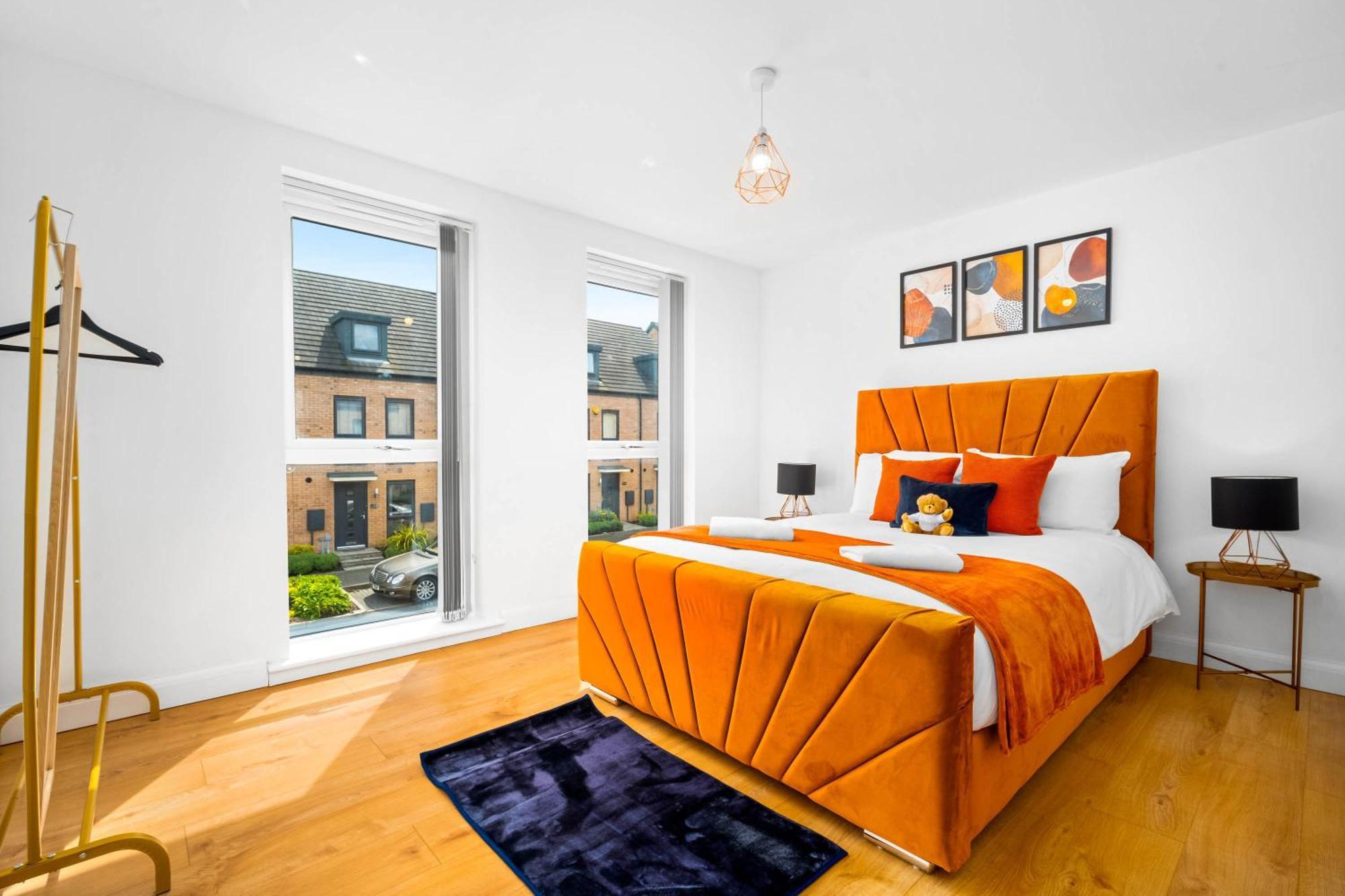 Luxury City Centre 5 Bed House With En-Suite, Bbq, On-Site Parking By Azura Nights Birmingham Luaran gambar