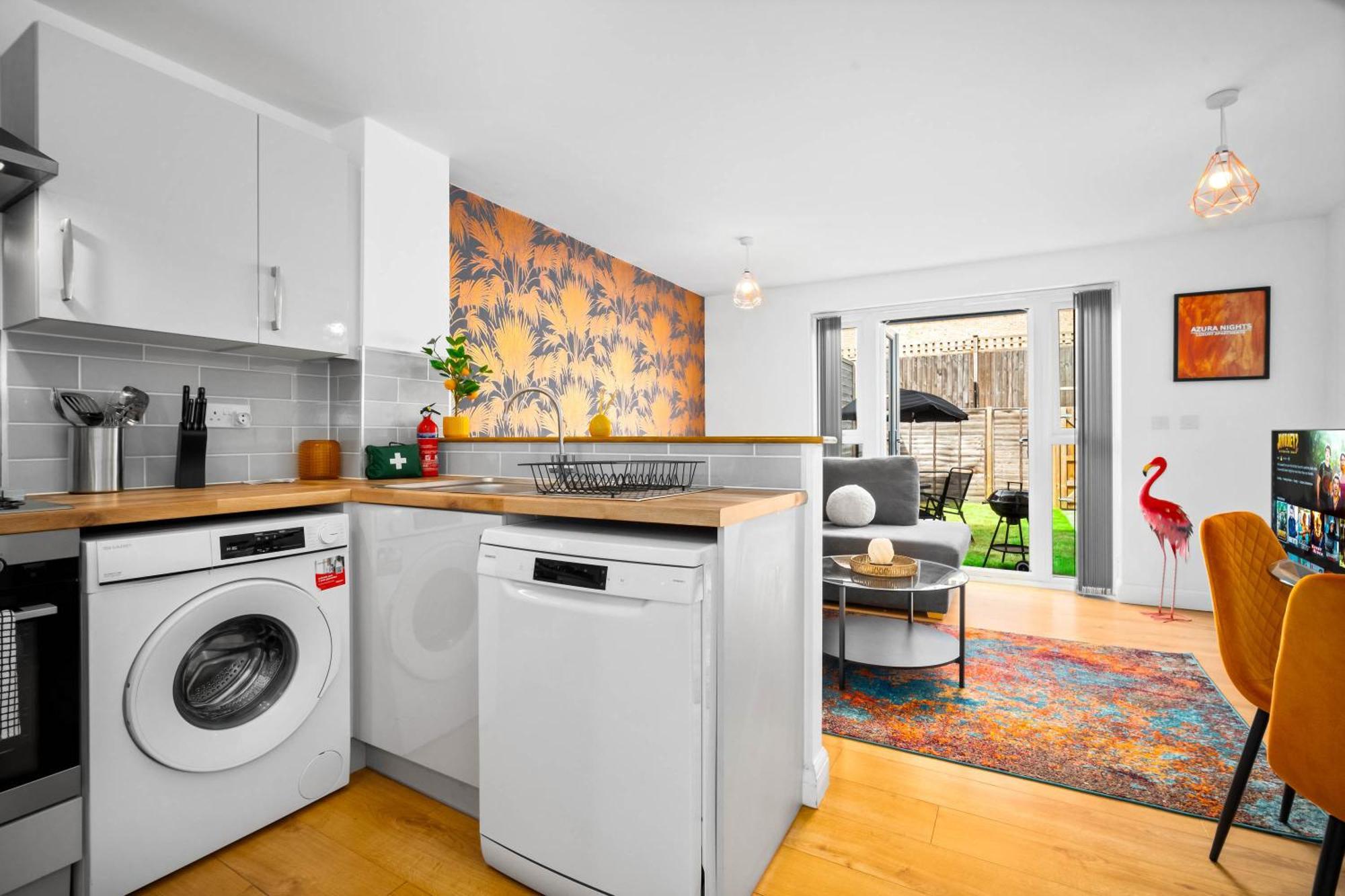 Luxury City Centre 5 Bed House With En-Suite, Bbq, On-Site Parking By Azura Nights Birmingham Luaran gambar