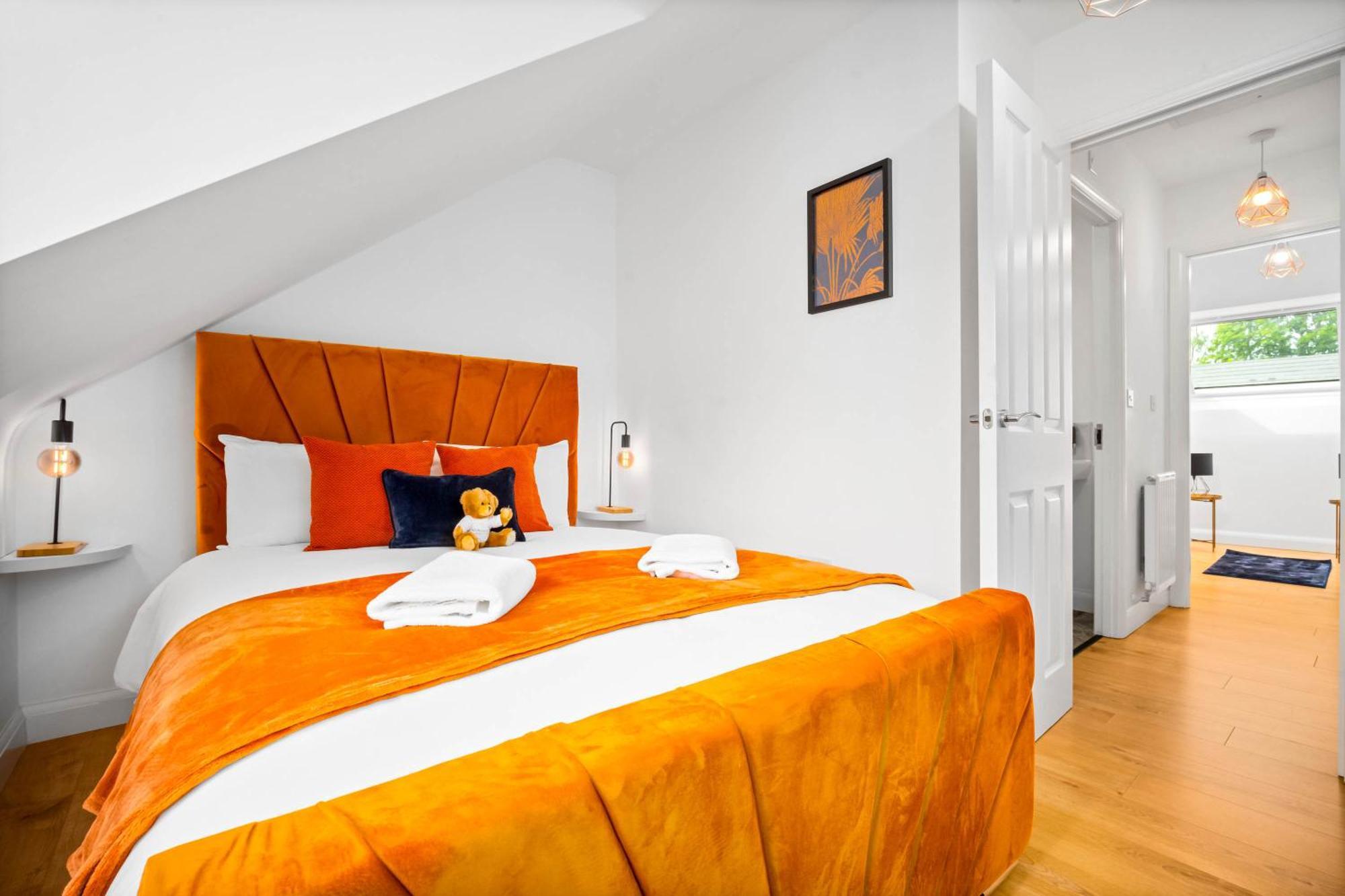 Luxury City Centre 5 Bed House With En-Suite, Bbq, On-Site Parking By Azura Nights Birmingham Luaran gambar