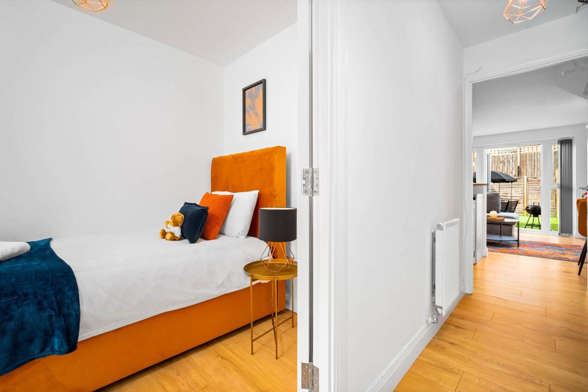 Luxury City Centre 5 Bed House With En-Suite, Bbq, On-Site Parking By Azura Nights Birmingham Luaran gambar
