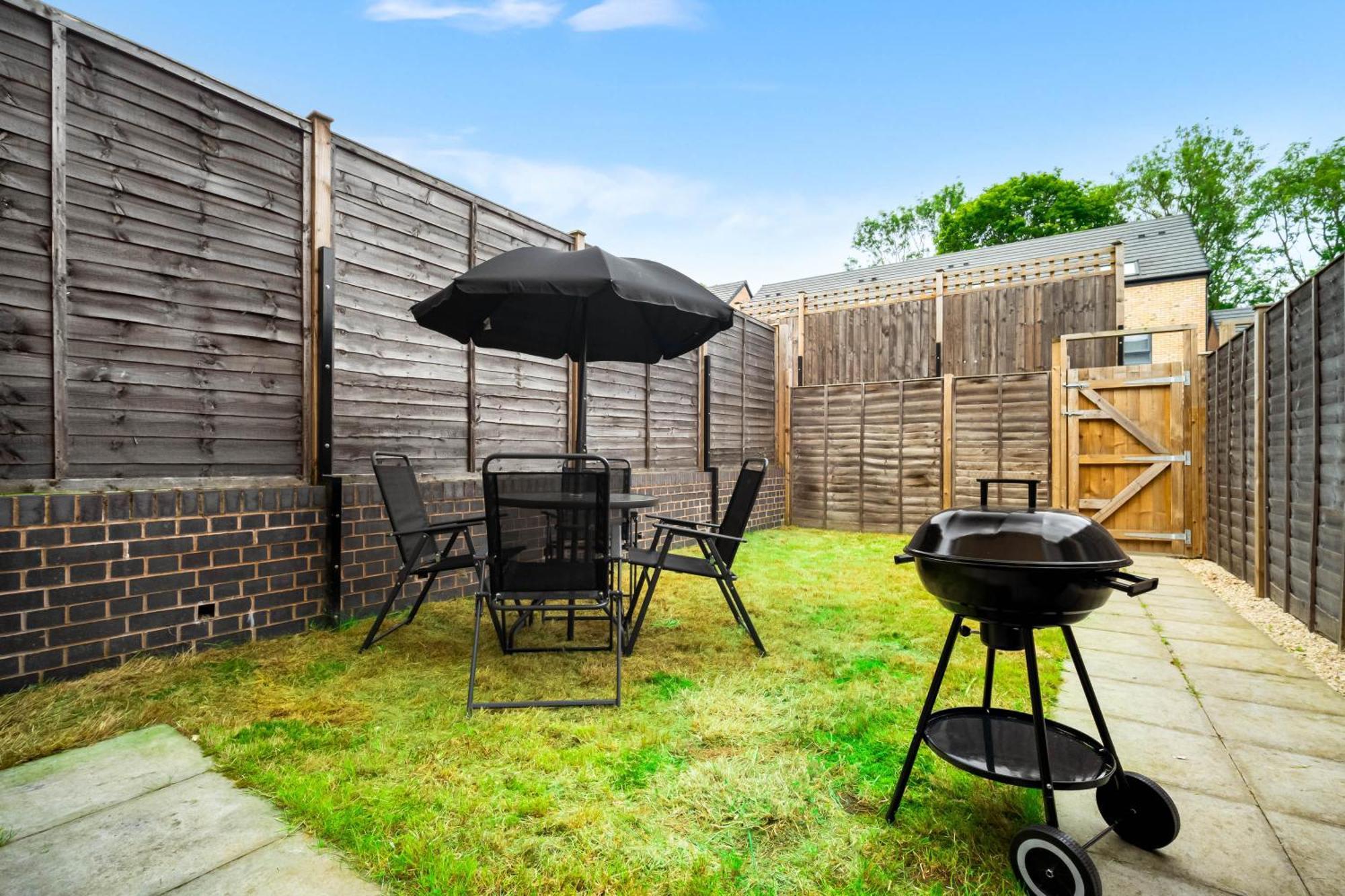 Luxury City Centre 5 Bed House With En-Suite, Bbq, On-Site Parking By Azura Nights Birmingham Luaran gambar